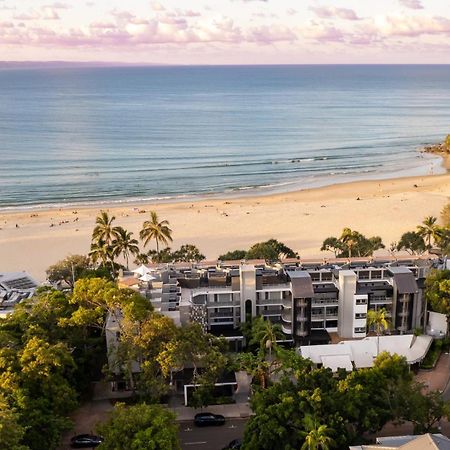 Netanya Noosa Beachfront Resort Екстер'єр фото