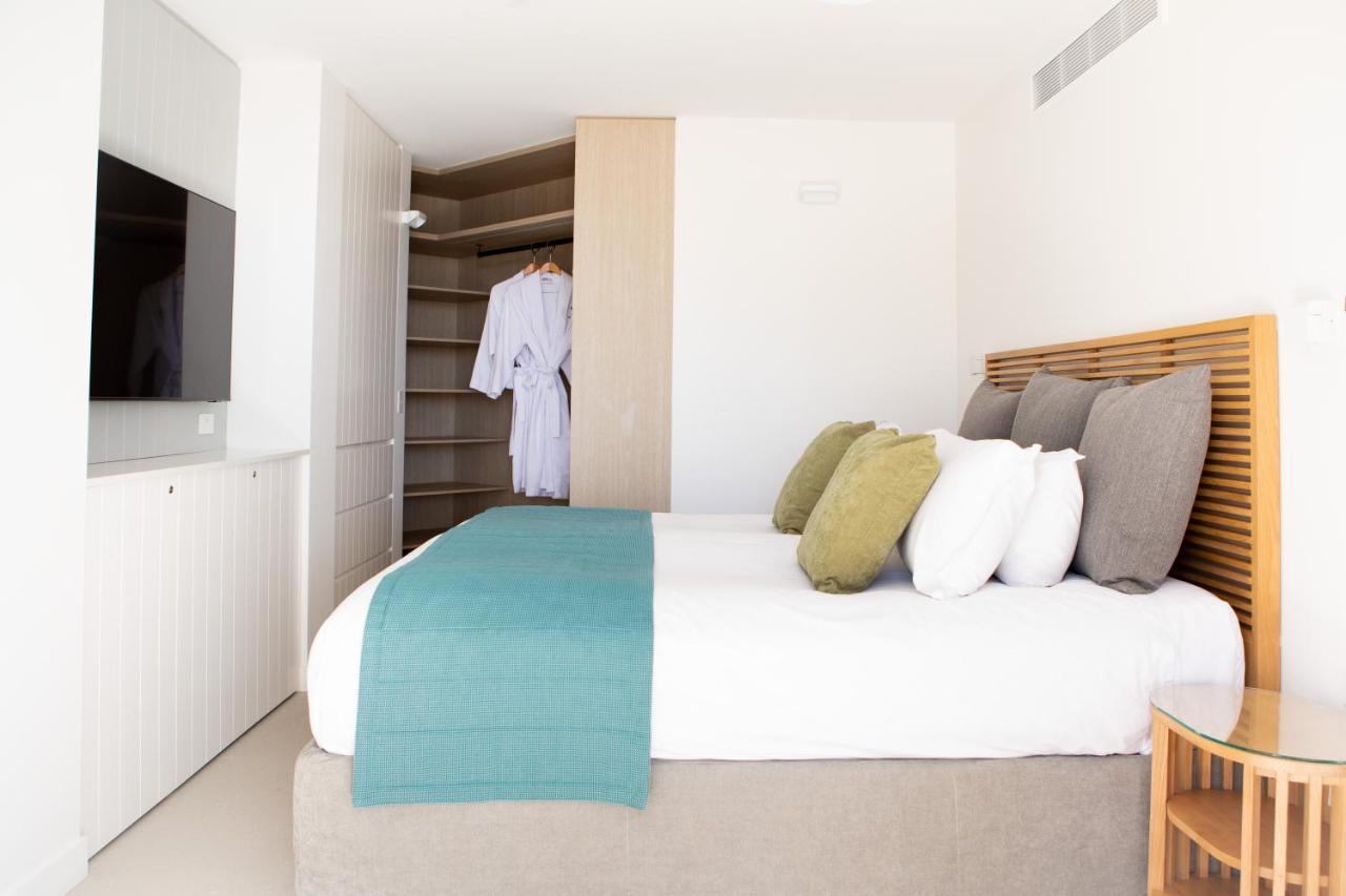 Netanya Noosa Beachfront Resort Екстер'єр фото