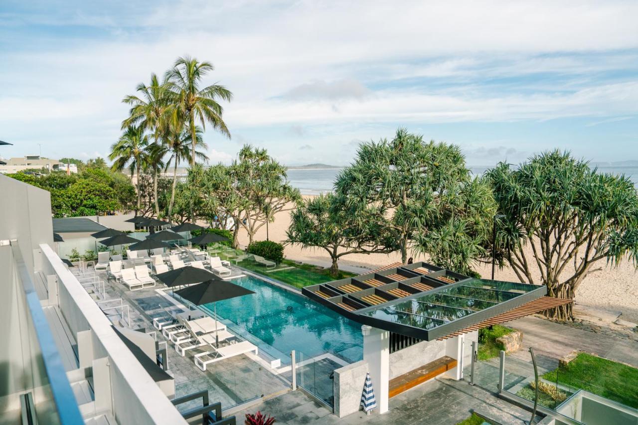 Netanya Noosa Beachfront Resort Екстер'єр фото