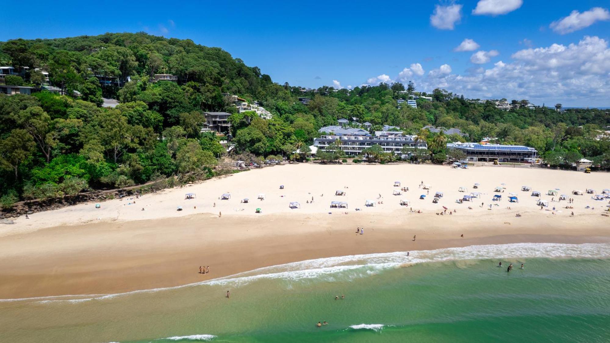 Netanya Noosa Beachfront Resort Екстер'єр фото