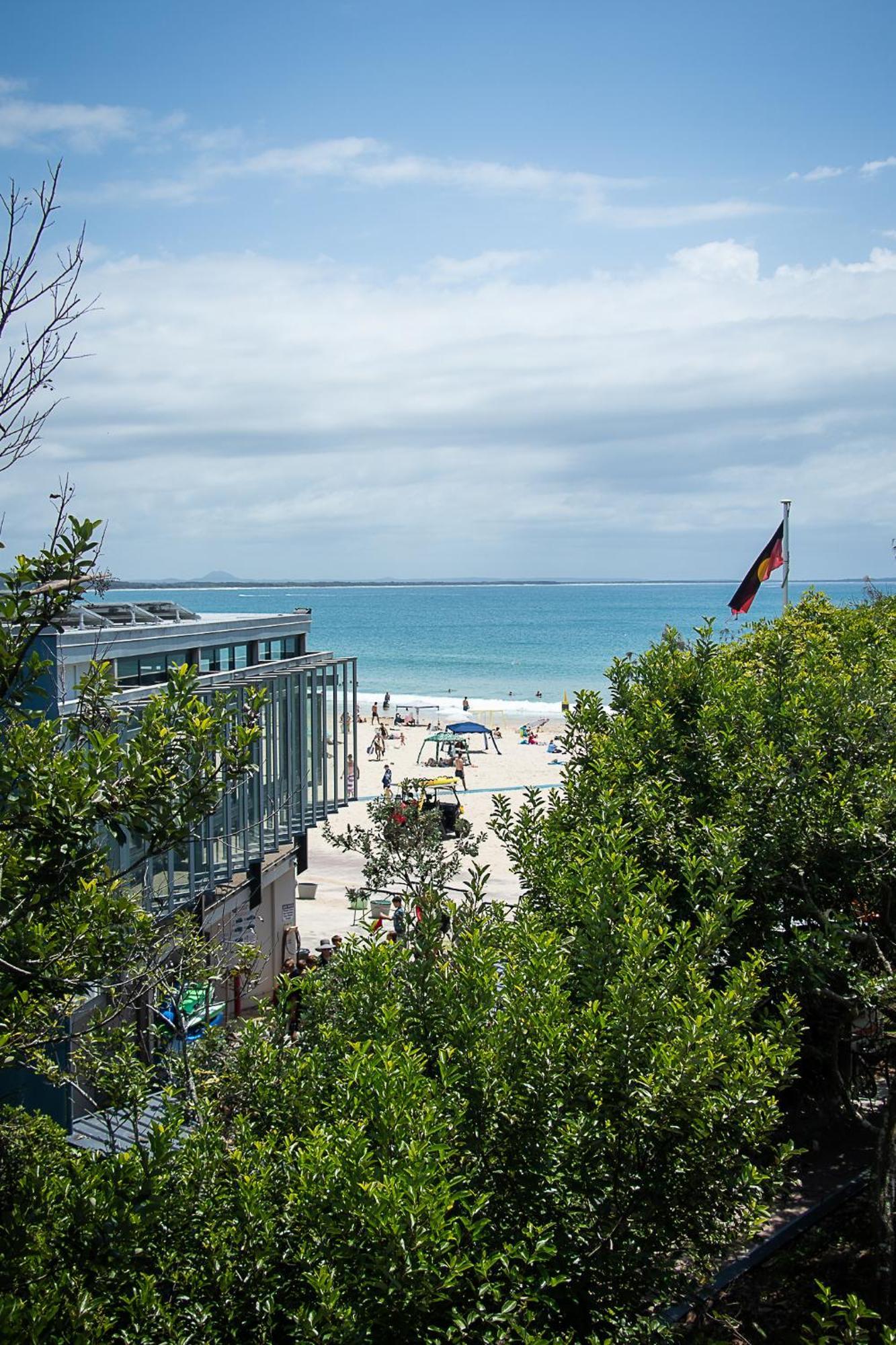 Netanya Noosa Beachfront Resort Екстер'єр фото